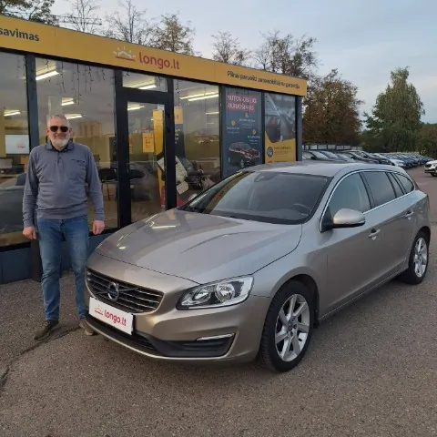 2015 Volvo V60