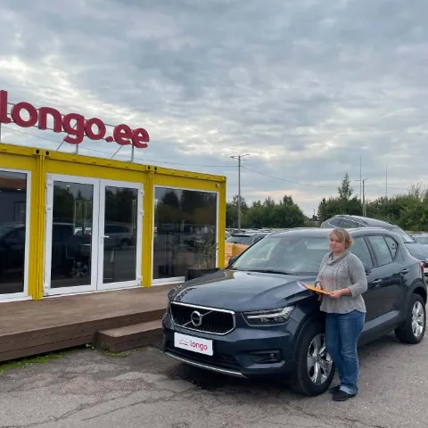 2021 Volvo XC40